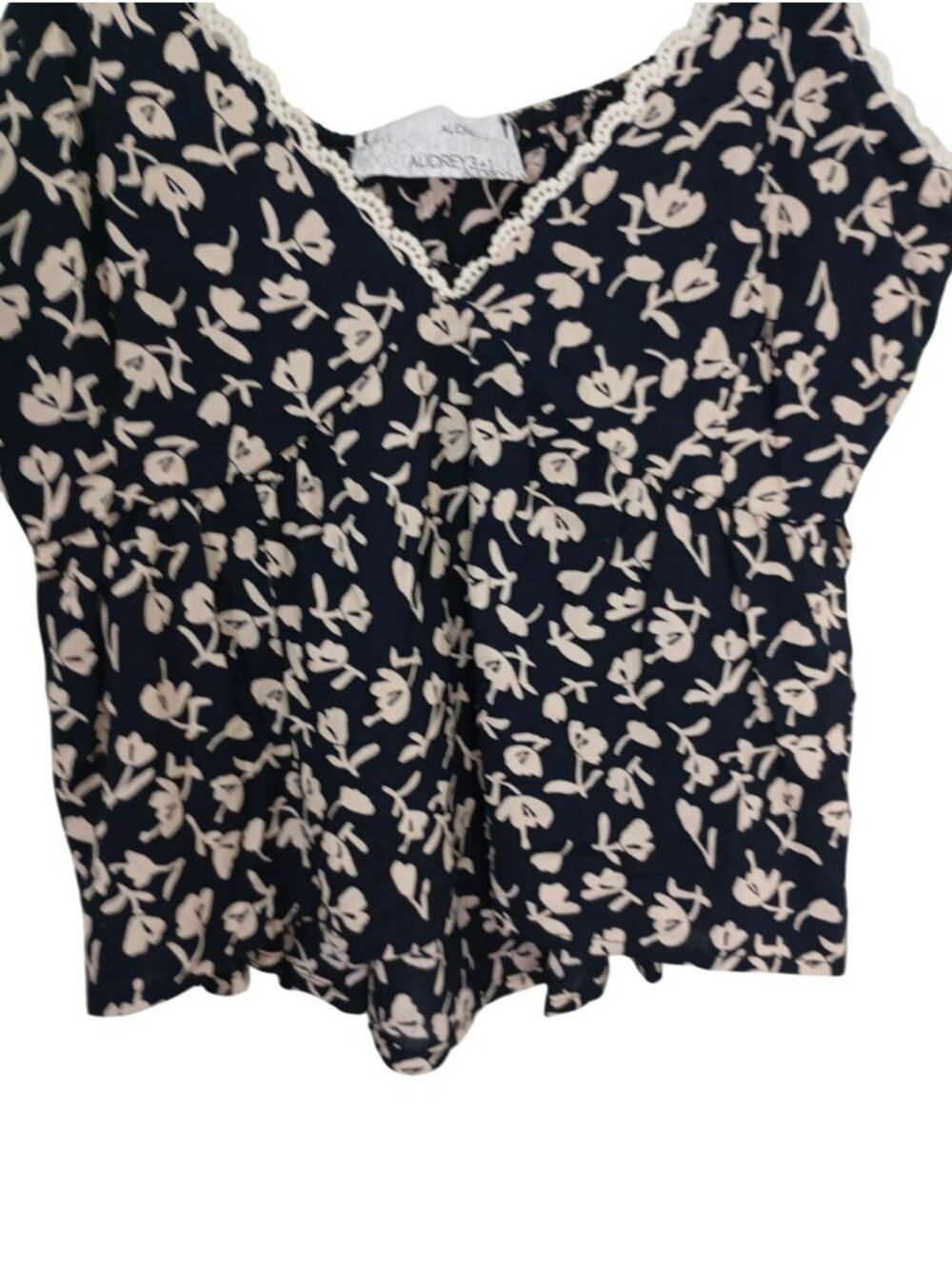 Audrey 3+1 Womens Navy Floral Print Lace Trim Sleeveless Top Size S - Picture 4 of 7